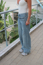 Double button jeans