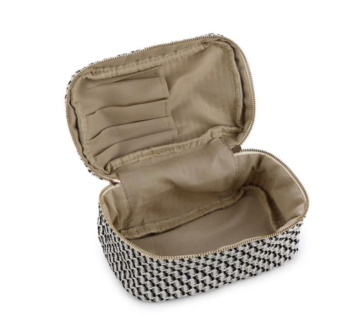 Maeve’s make-up bag