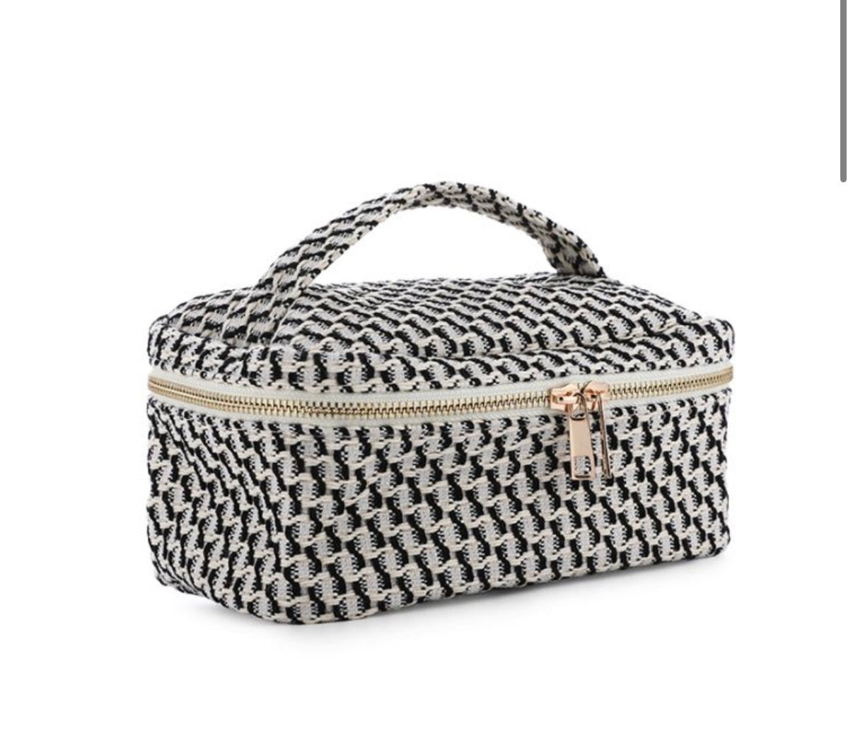 Maeve’s make-up bag